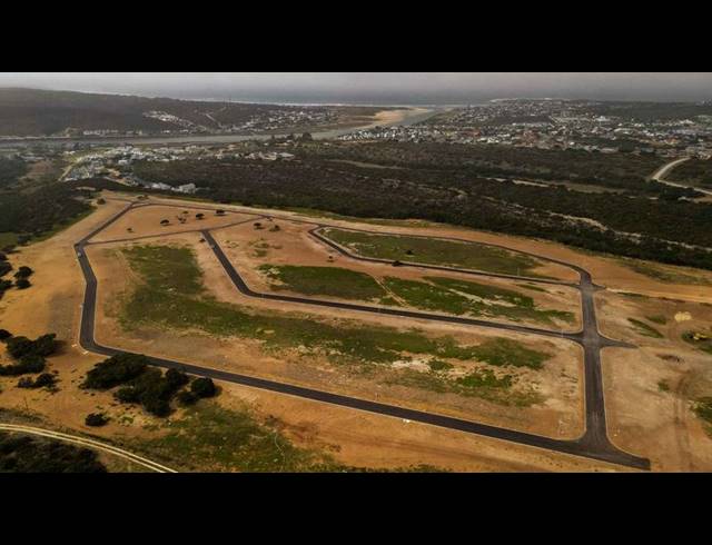 LAND FOR SALE IN STILBAAI-WES